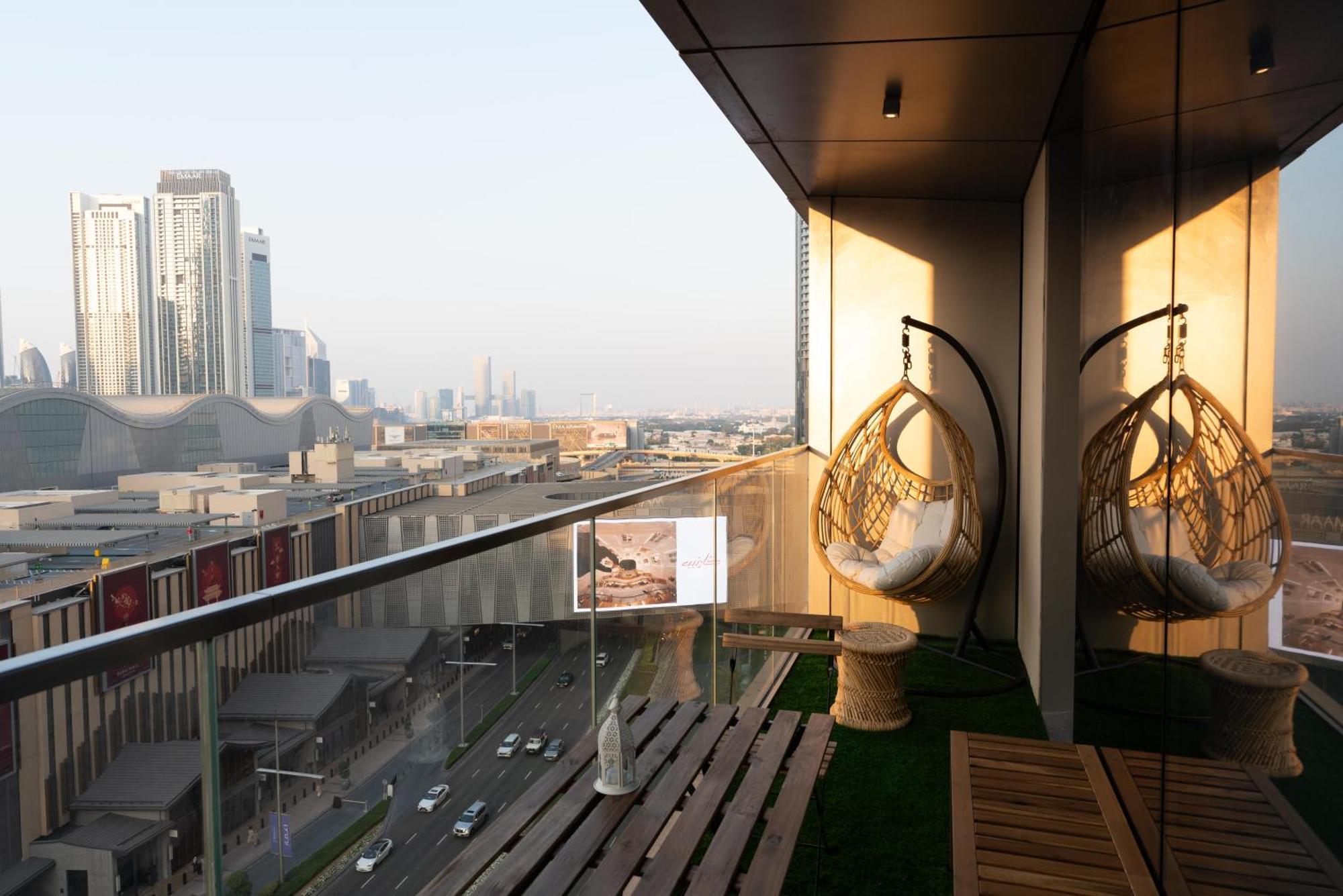 Full Burj Khalifa & Fountain Views Attached To Mall Apartment Dubai